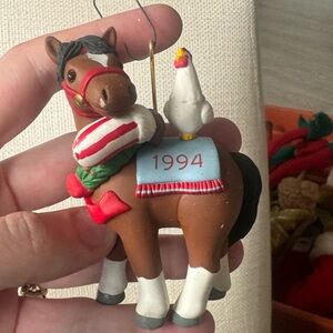 1994 HALLMARK KEEPSAKE ORNAMENT -A-DOODLE-CHRISTMAS HORSE CHICKEN ARTIST